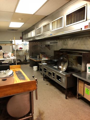 East Vancouver Restaurant Building & Business: 14387 SE Mill Plain Blvd, Vancouver, WA 98684